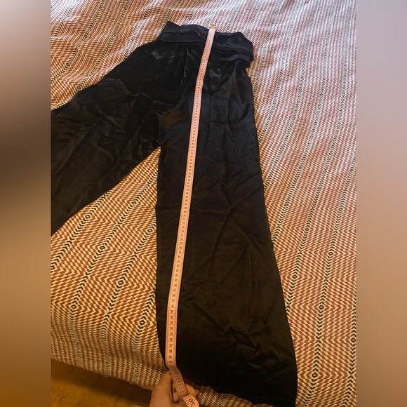 Quiet Luxury Tailored Silk Wide leg Trousers (in Black) - Picture 6 of 10